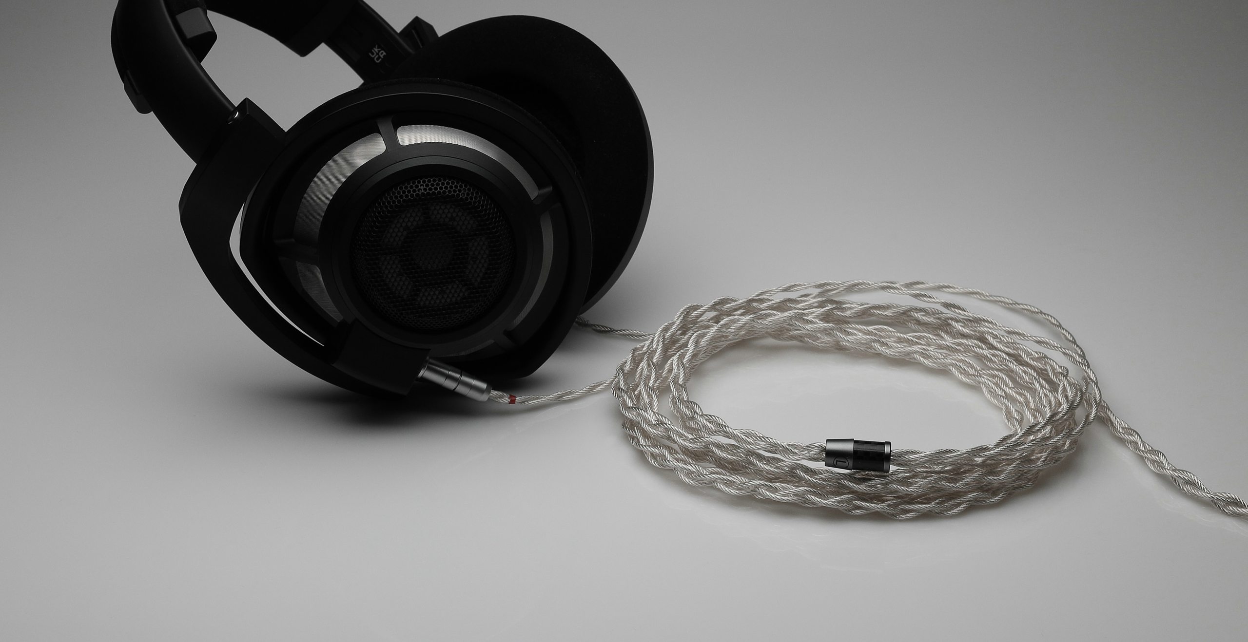 Ultimate awg20 Sennheiser HD800 upgrade cable