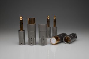 AECO balanced XLR 1060 plugs for pure silver cables by Lavricables