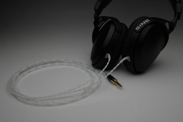Reference Silver Audeze Sine DX upgrade cable by Lavricables